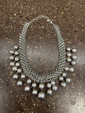 Vintage!! Statement Silver-Tone Chain Necklace with Dangling Spheres